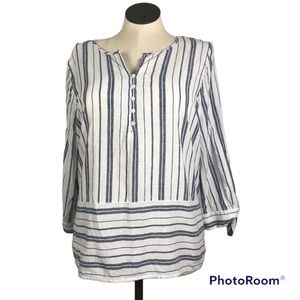 Liz Claiborne Tunic Top Women's size M Color White/Blue Pullover 3/4 Sleeve's